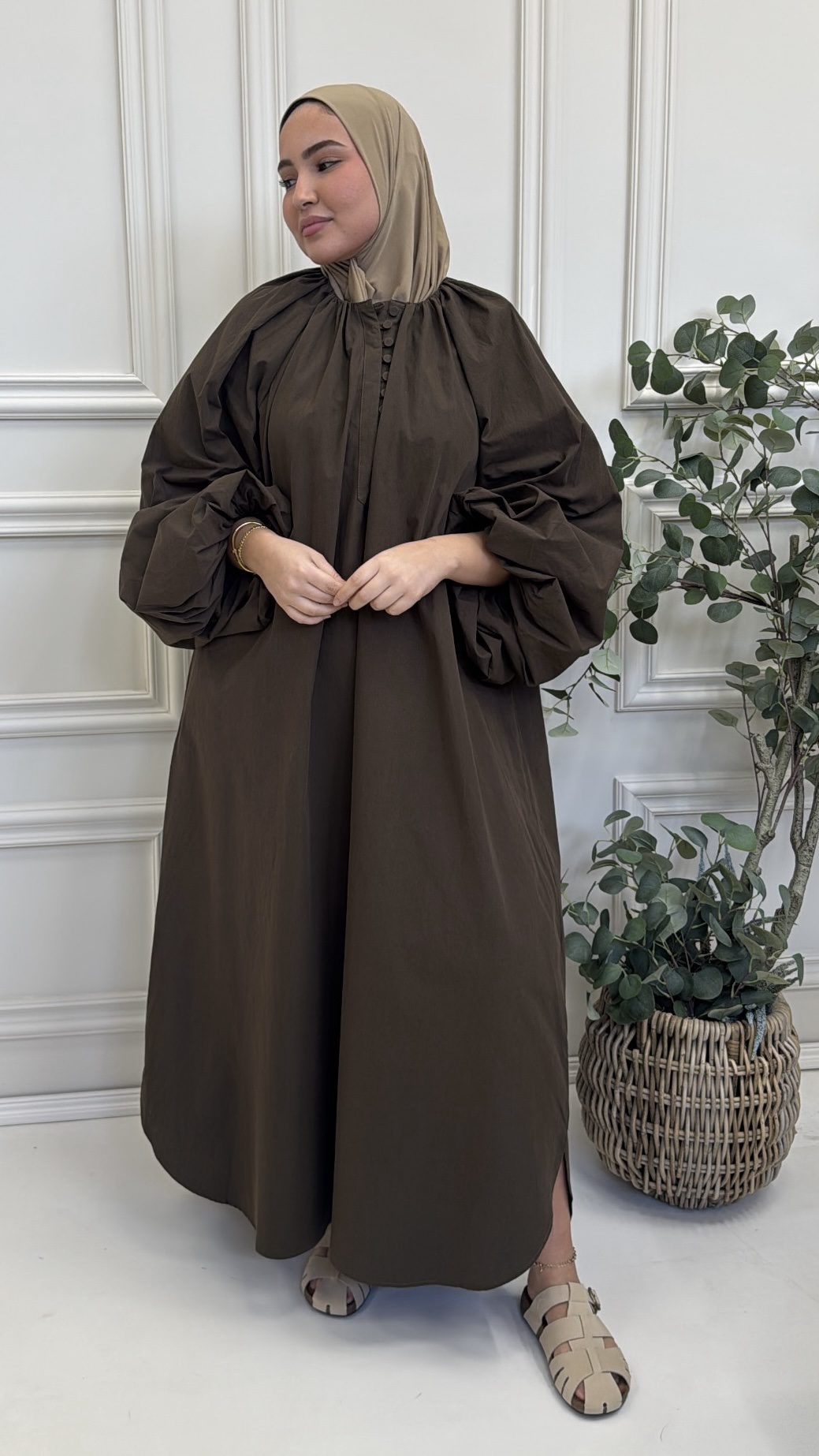 BALLOON SLEEVE MAXI DRESS