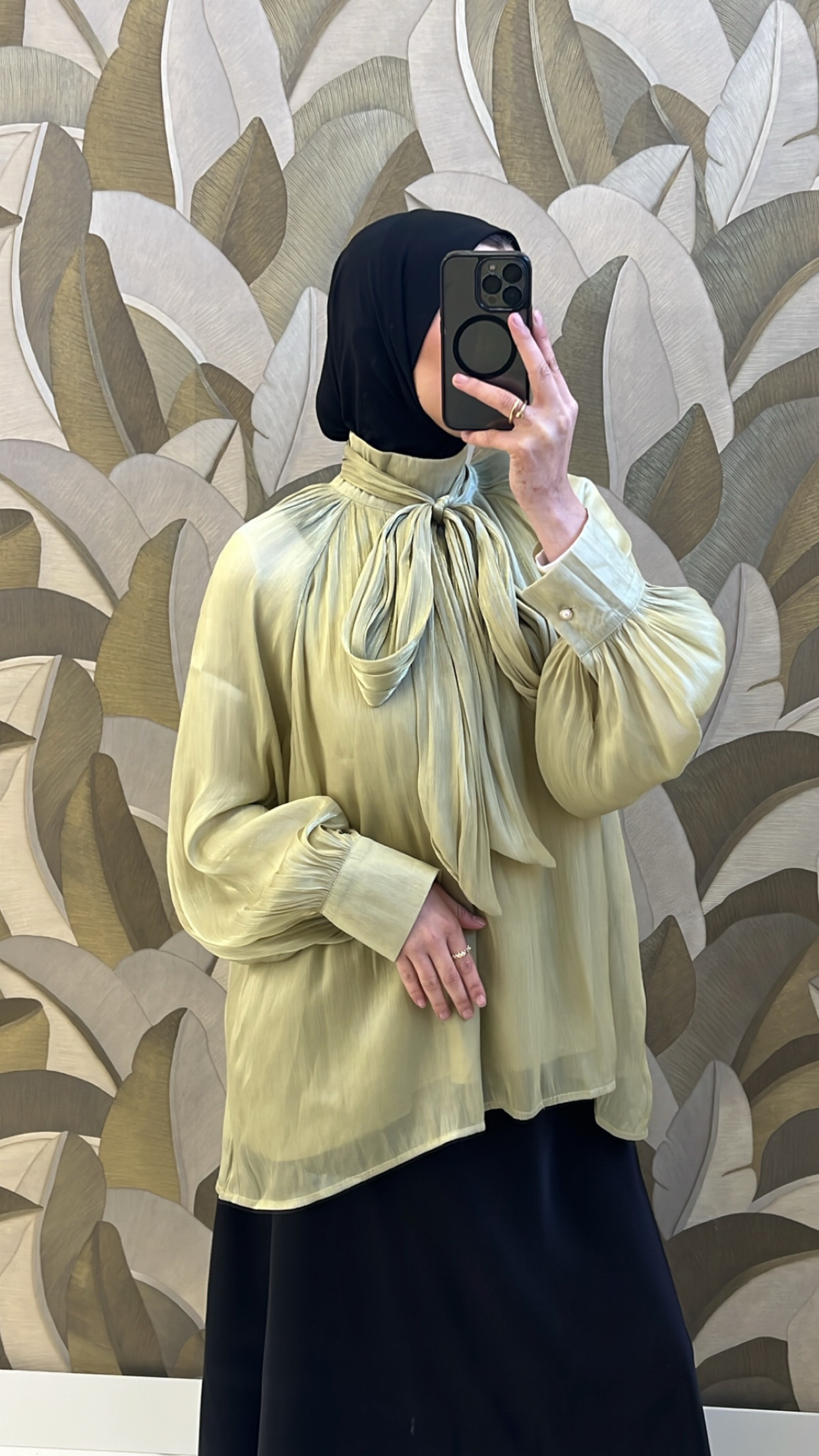 HIGH NECK BOW BLOUSE