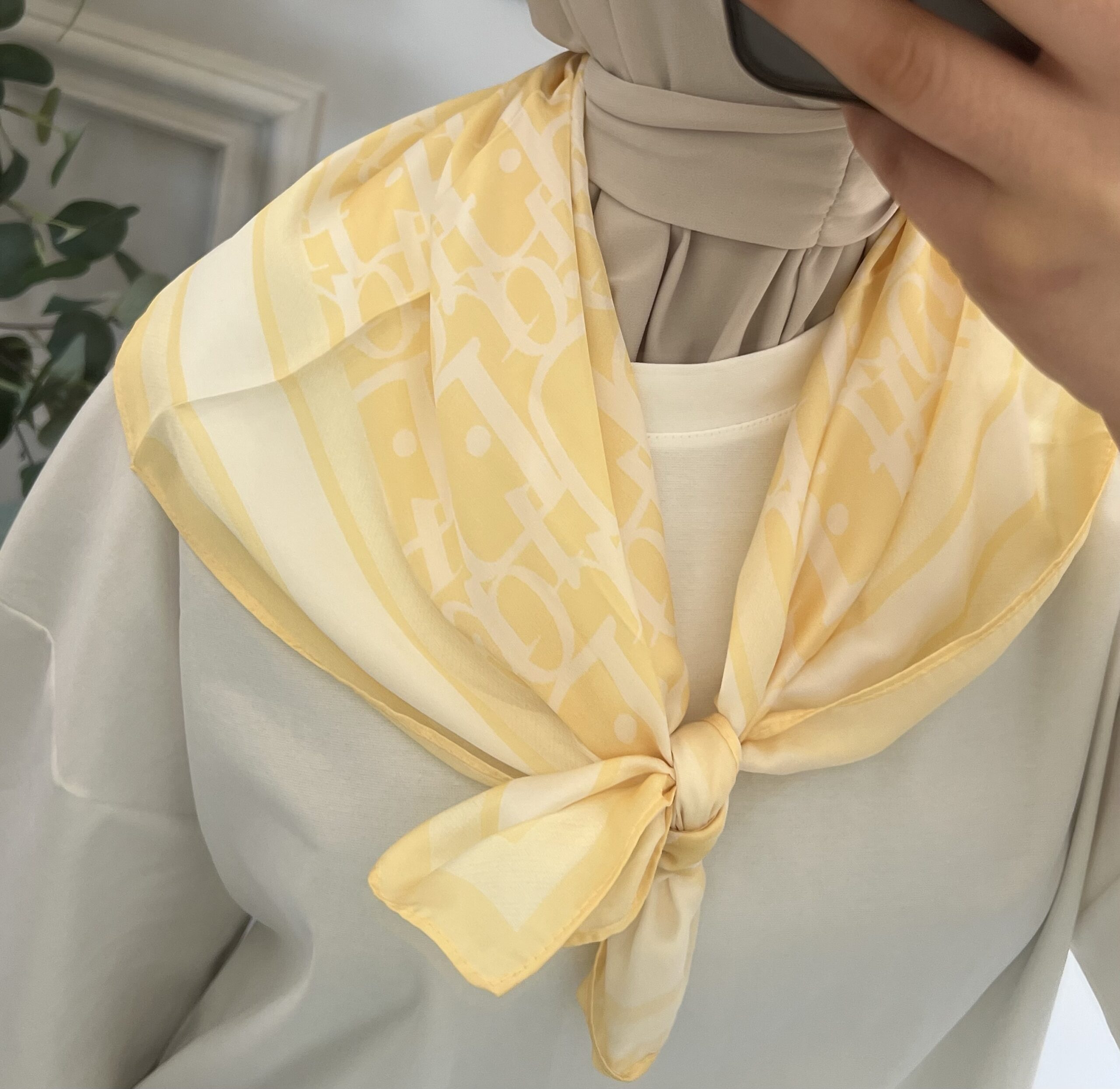 GRACE SCARF
