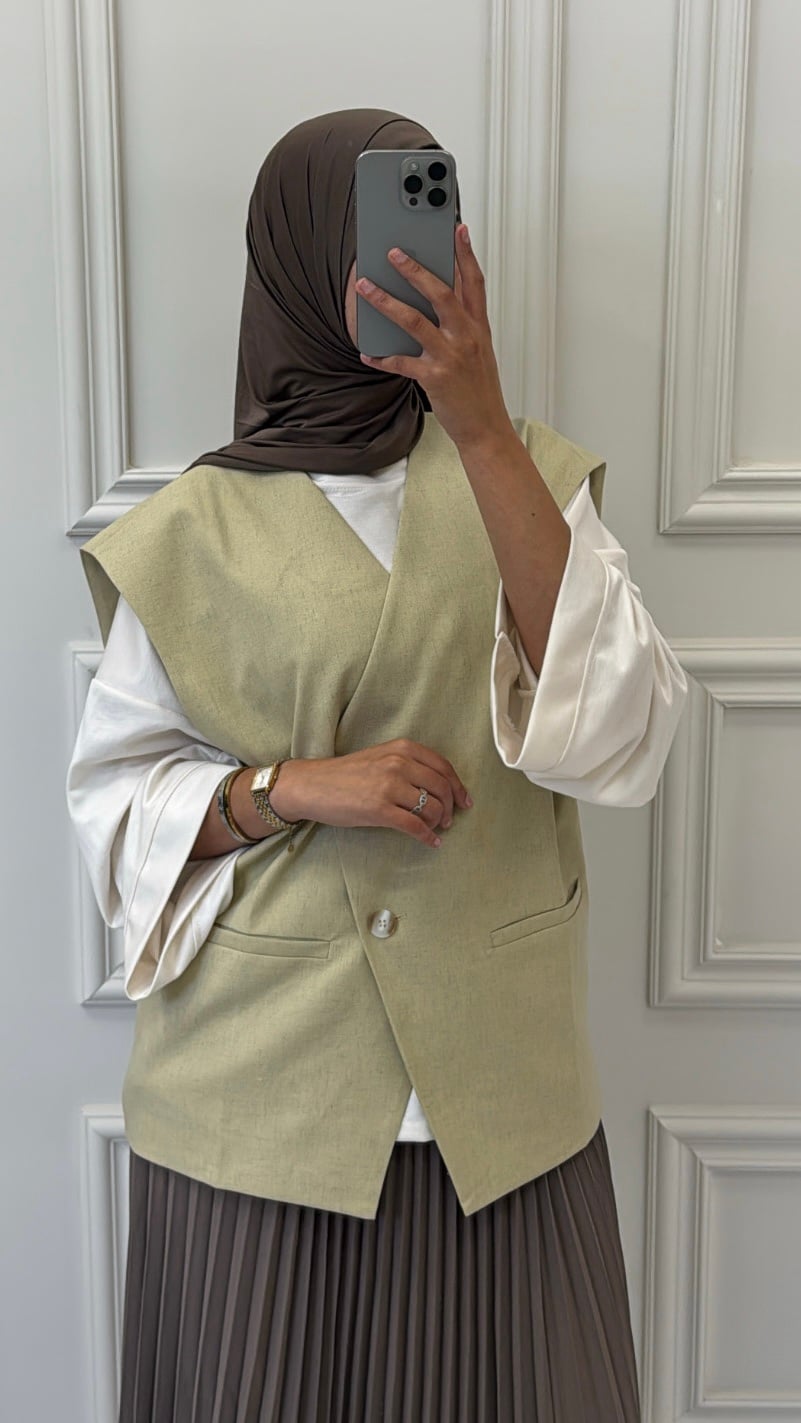 OVERSIZED GILET