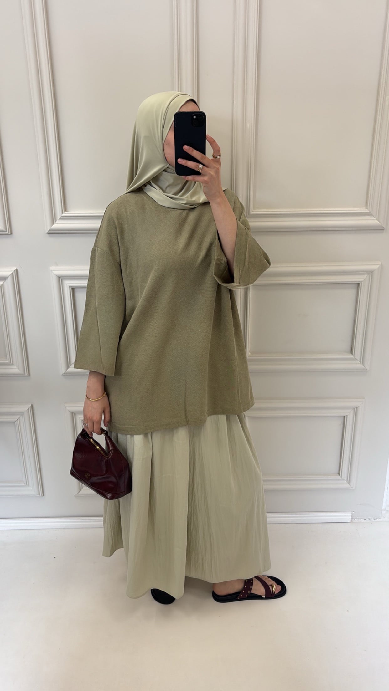BASIC OVERSIZED SHIRT
