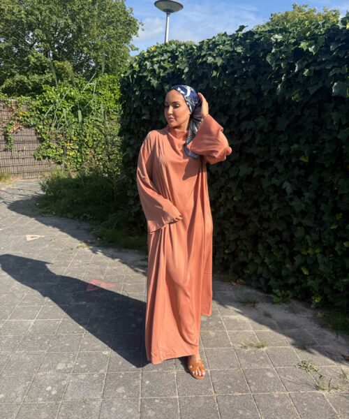 EMIRATI || SATIN DRESS - Afbeelding 4