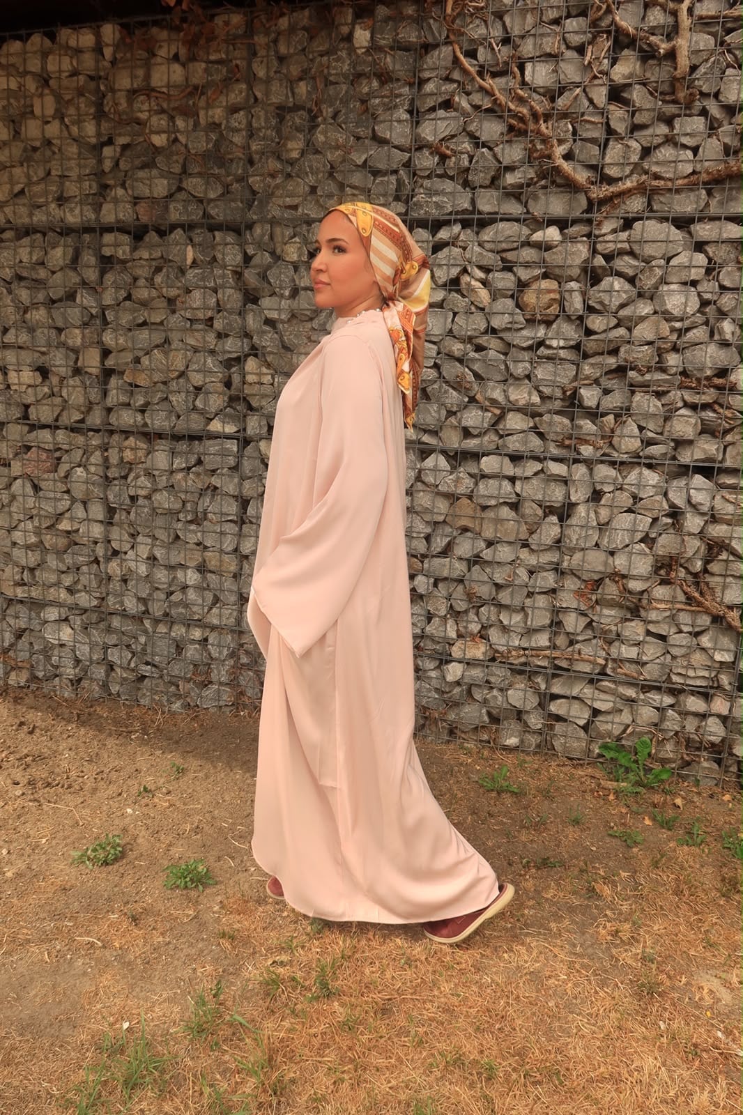 EMIRATI || SATIN DRESS - Afbeelding 3