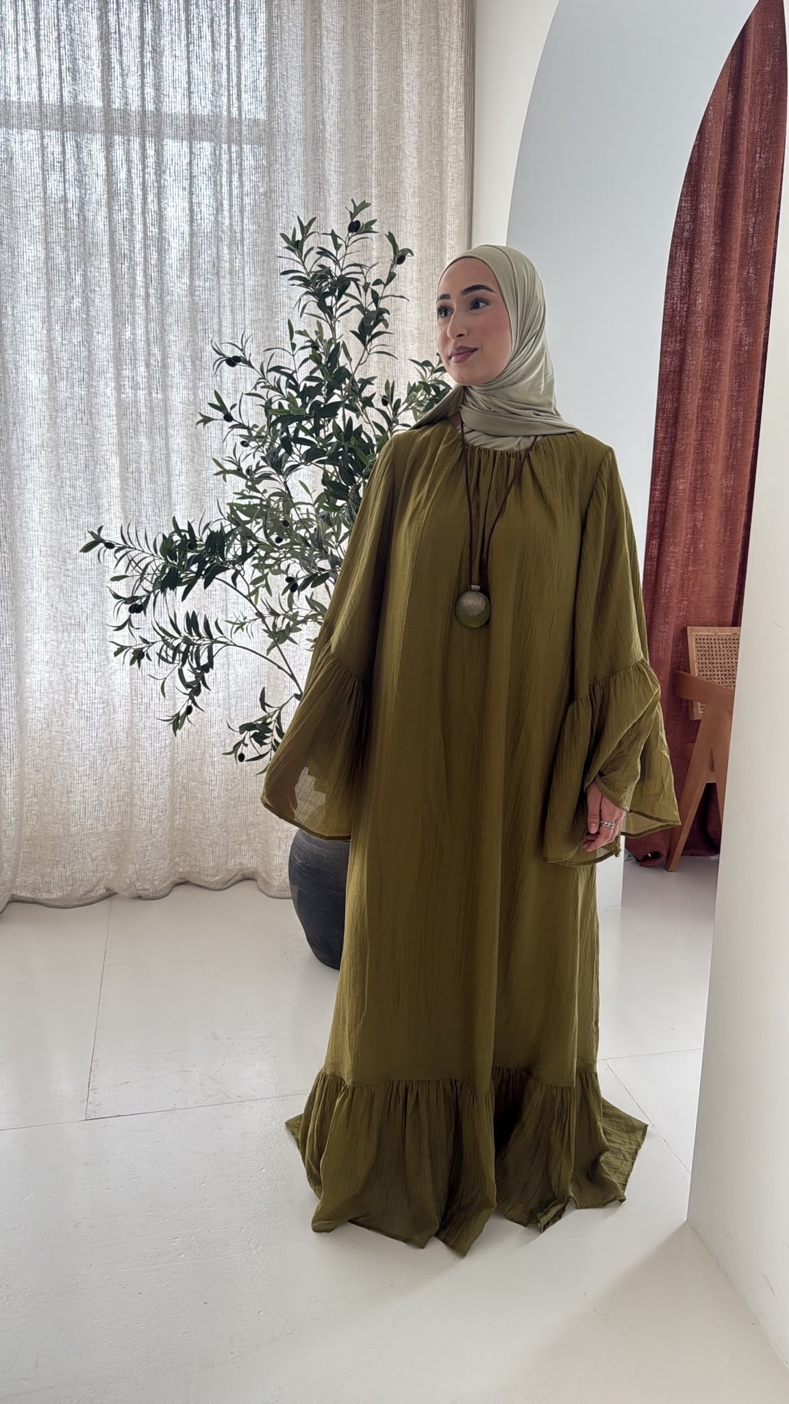 RUFFLE ABAYA