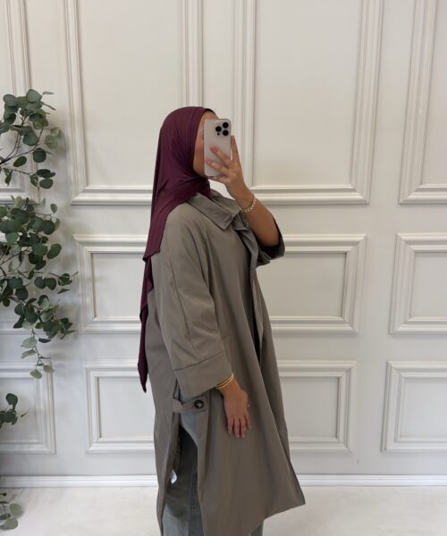 TRENCHCOAT MET SPLIT