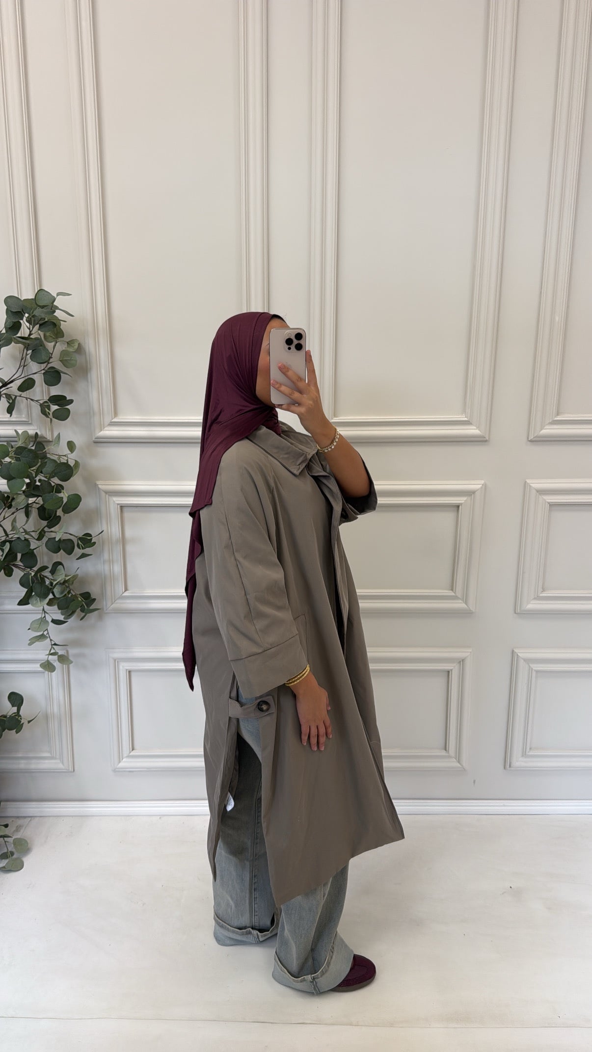 TRENCHCOAT MET SPLIT