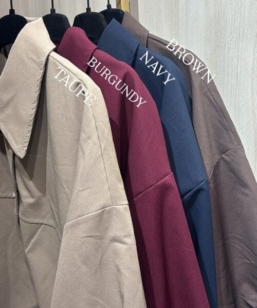Alternative view of TRENCHCOAT MET RUITJESPATROON
