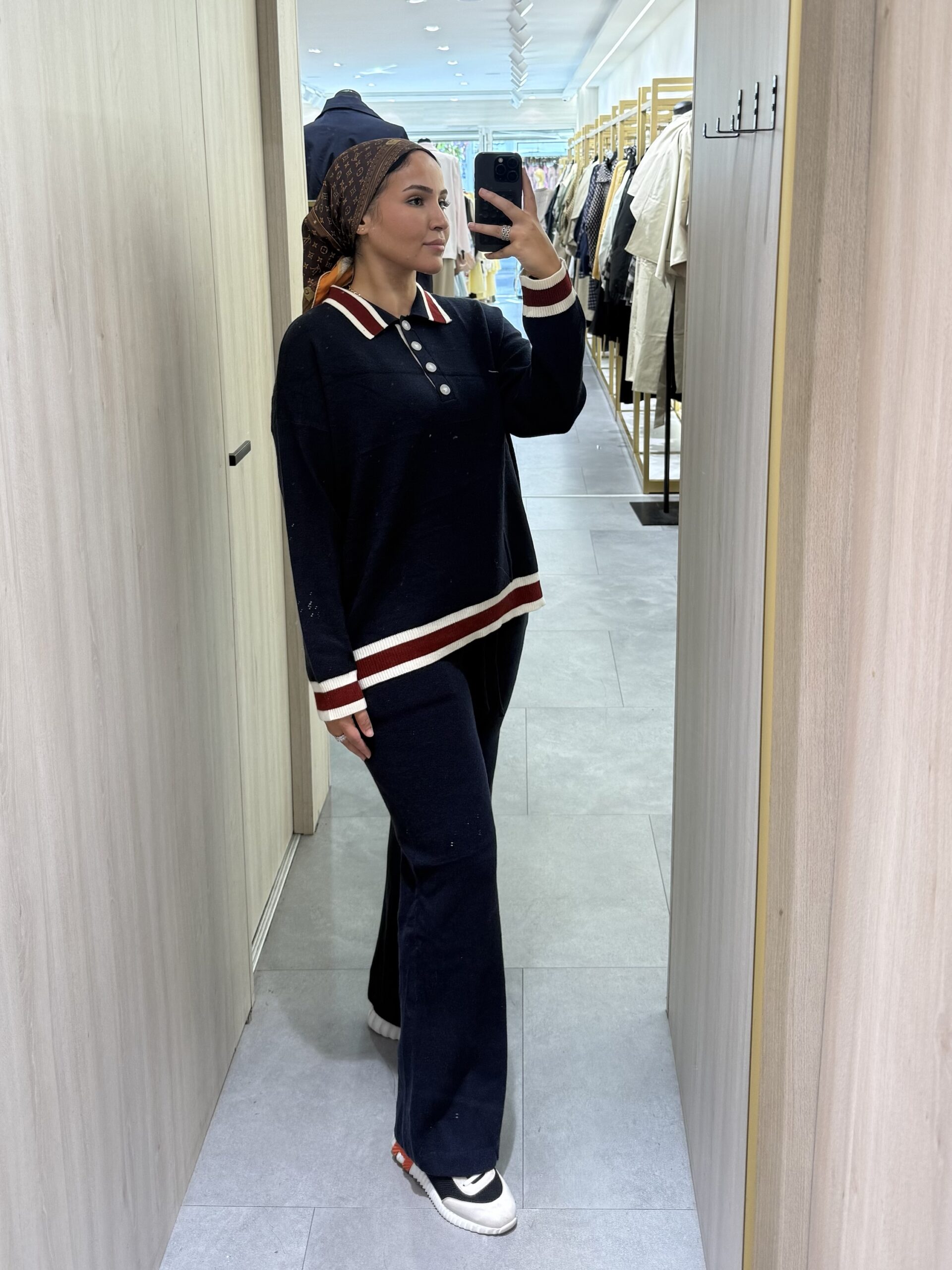 CONTRAST KNIT SET