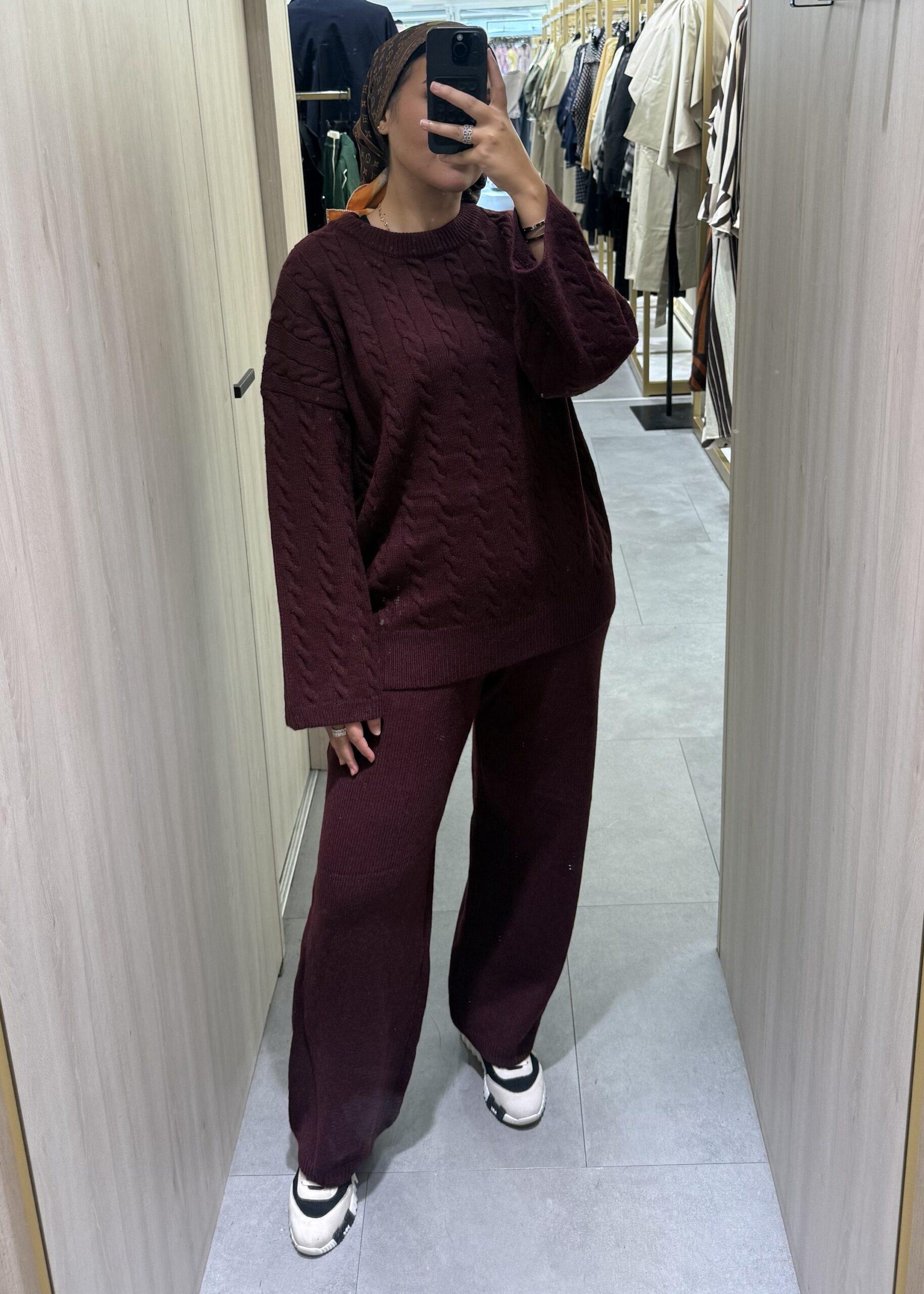 CABLE KNIT TOP & TROUSERS