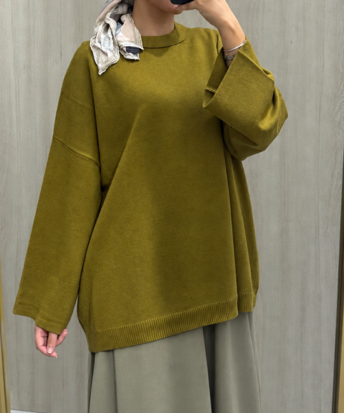 OVERSIZED SWEATER